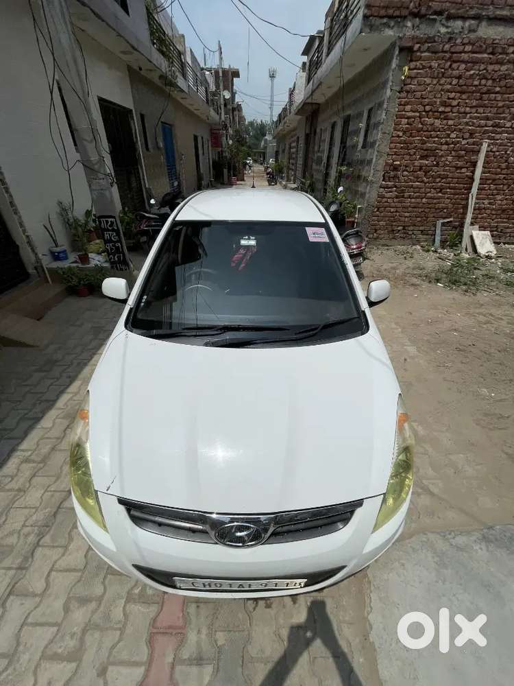 Hyundai Elite I20 Magna 2011