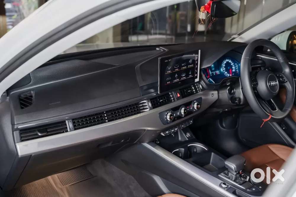 Audi A4 2.0 Premium 40 Tfsi, 2026, Petrol