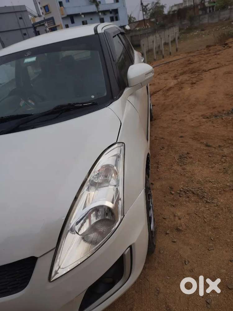 Maruti Suzuki Swift 2015