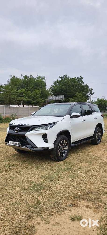 Toyota Fortuner Legender 4x2 At 2.8, 2025, Diesel