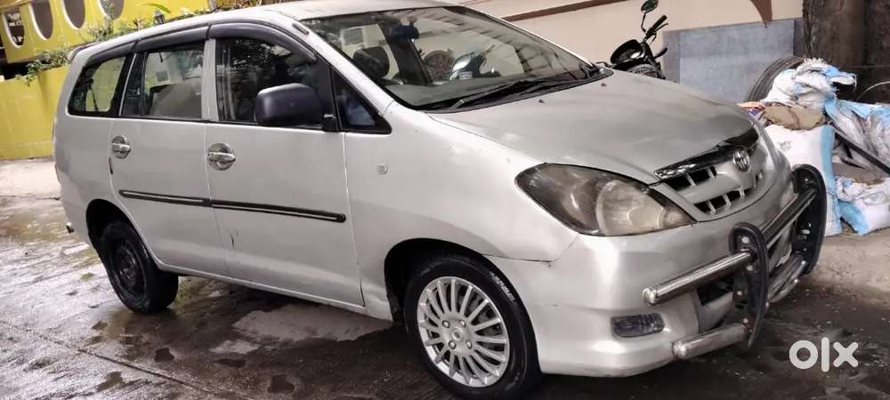 Toyota Innova 2.0 G3 2005