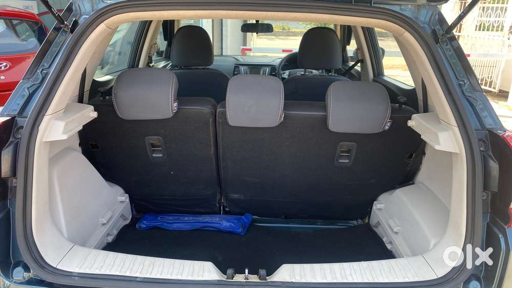 Mahindra Xuv300 W8 Diesel, 2021, Diesel