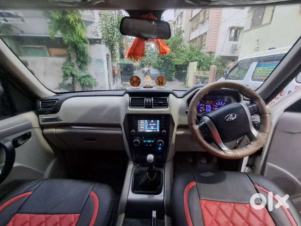 Mahindra Scorpio S11, 2019