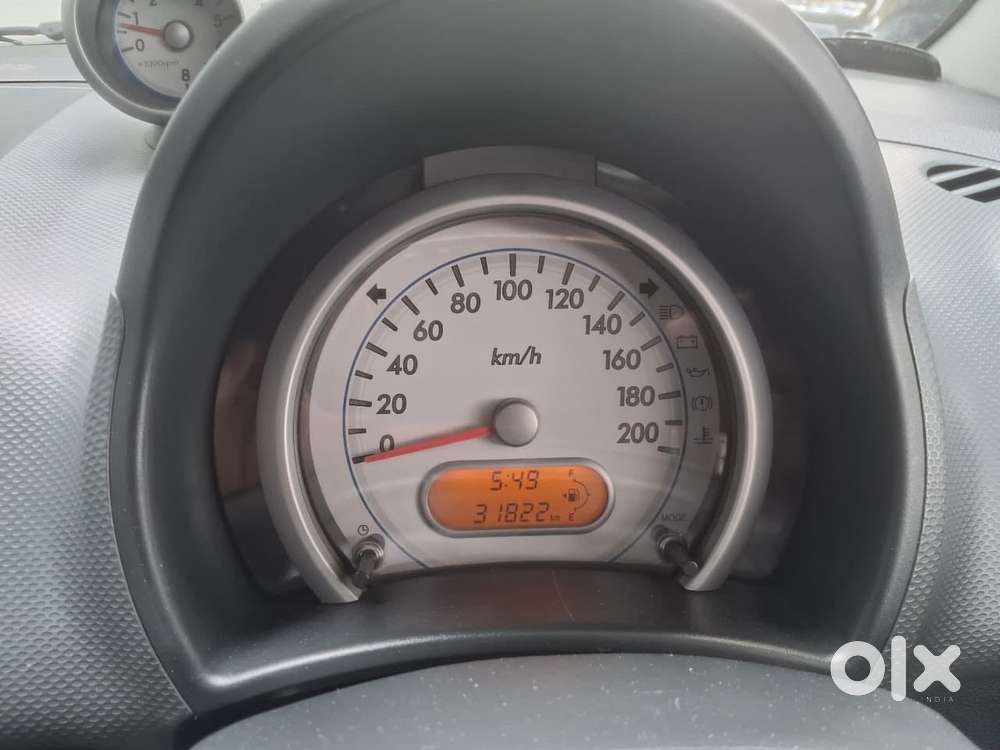 Maruti Suzuki Ritz Vxi, 2012, Petrol