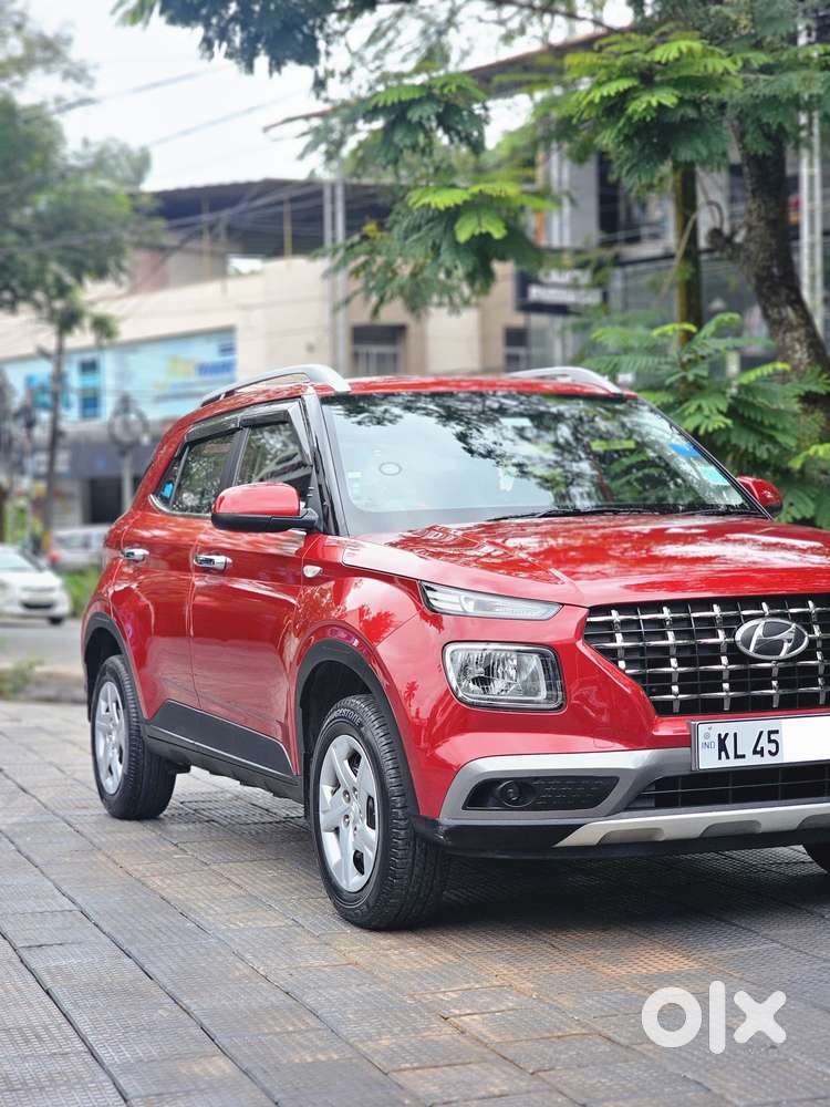Hyundai Venue S 1.2 Petrol, 2020, Petrol