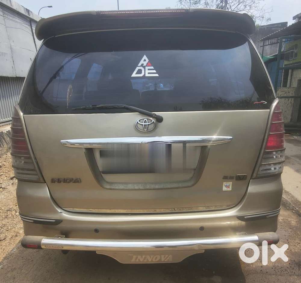 Toyota Innova 2.5 V 7 Str, 2010, Diesel