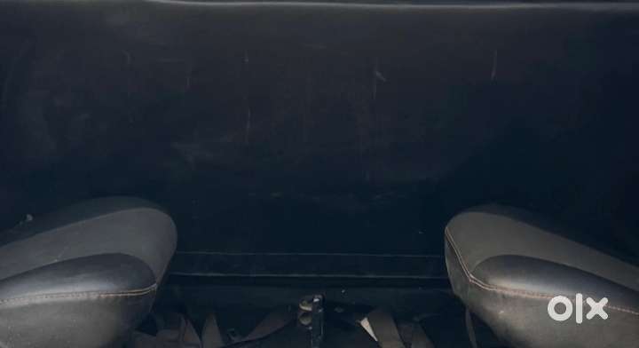Mahindra Tuv 300 T10, 2018, Diesel