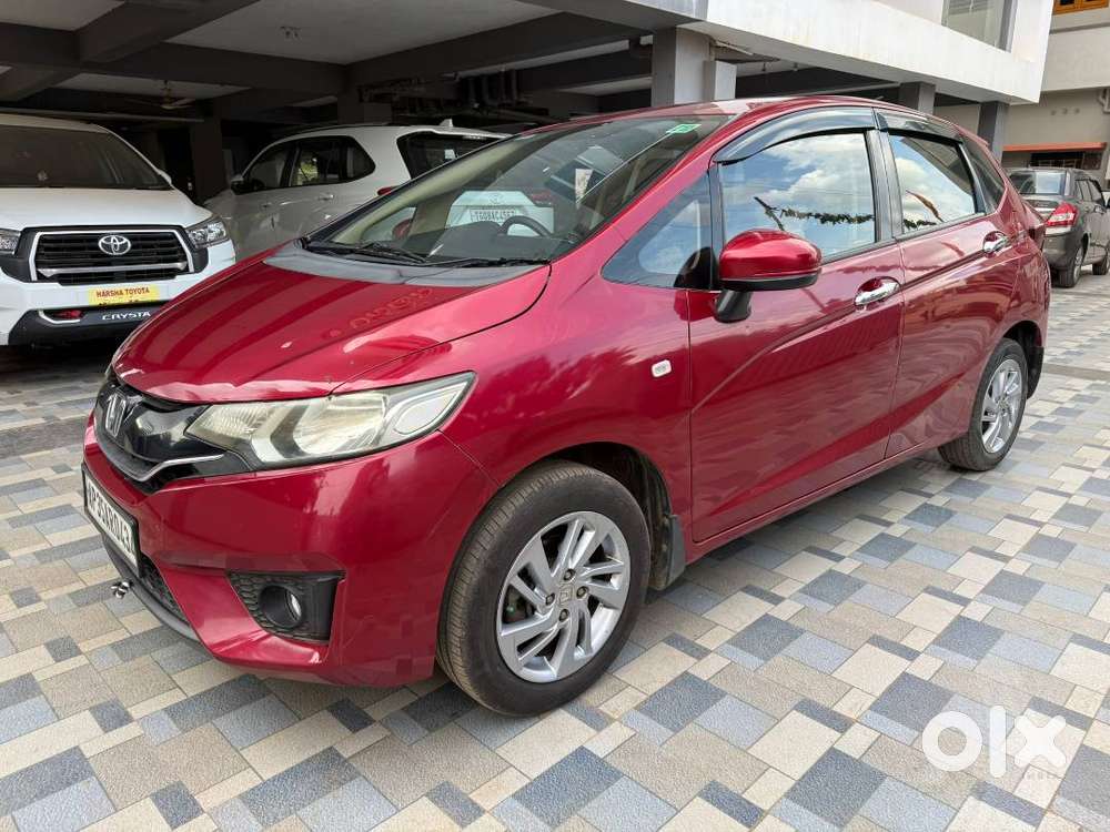 2018 Honda Jazz V Red - Only ₹4,75,000! 69k Km, Very Good Condition