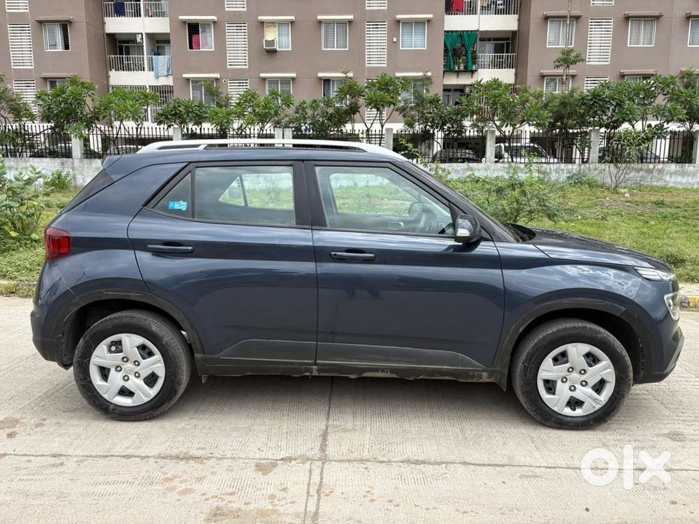 2021 Hyundai Venue Petrol
