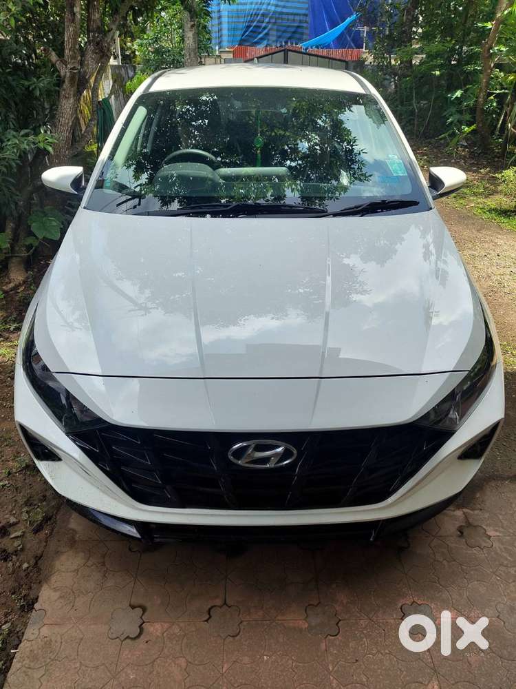 I20 2021 White - Low Km