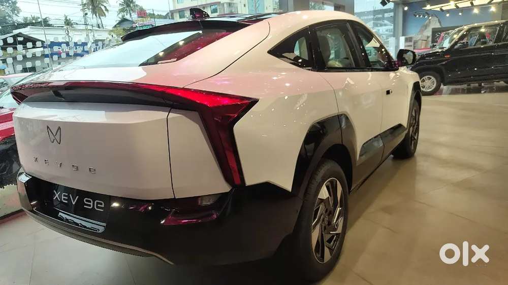 Mahindra Xev9s E