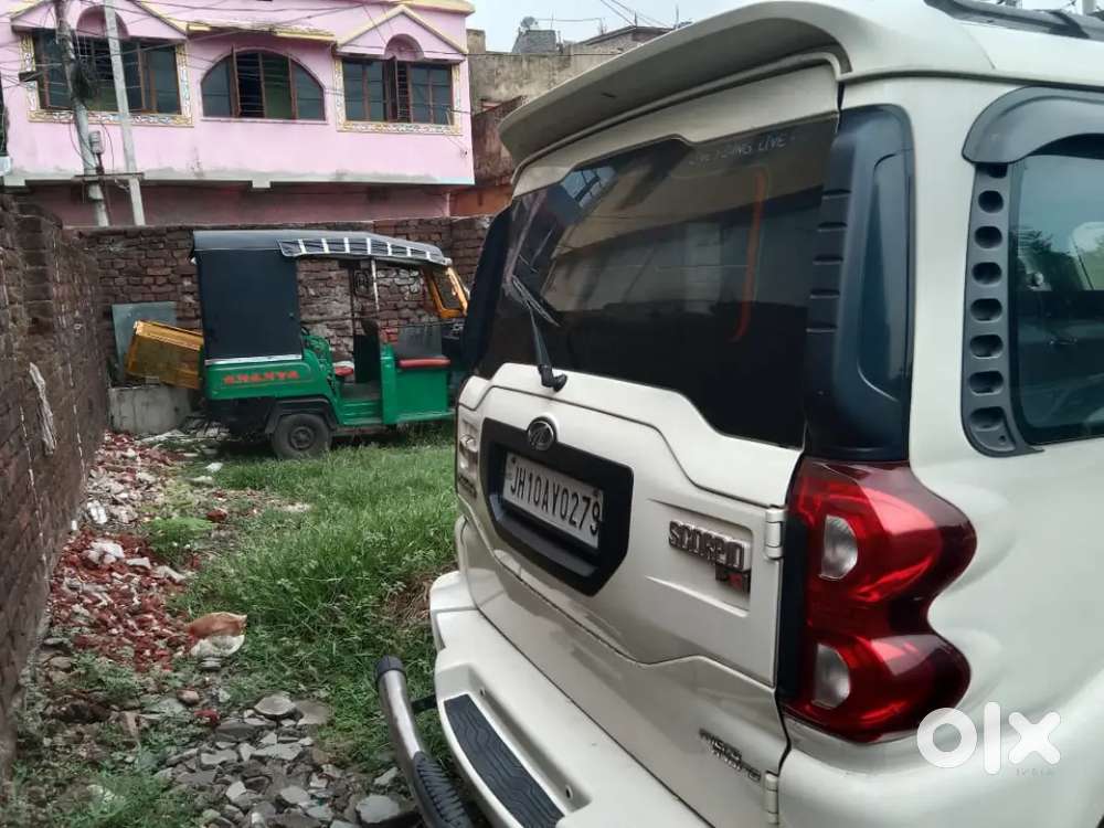 Mahindra Scorpio 2015 Diesel 285000 Km Driven In Well Maintained