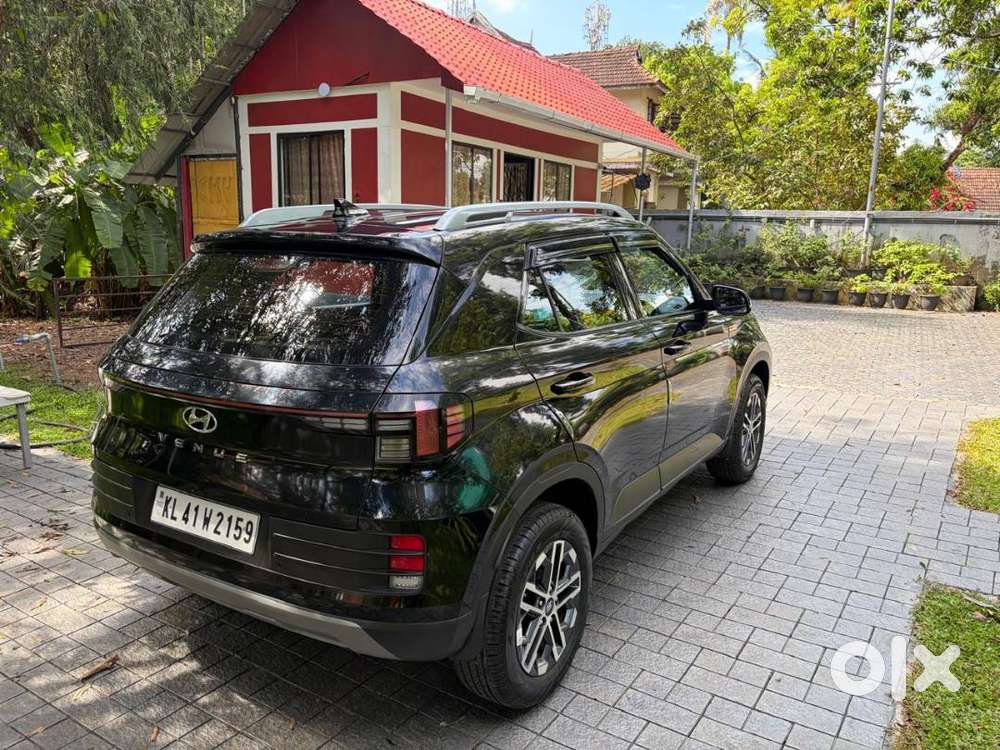 Hyundai Venue 1.2 Kappa Mt S(o) &ndash; 2025 Model | Mint Condition |