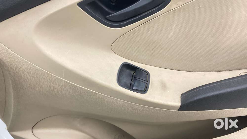 Hyundai Eon Era +, 2015, Petrol