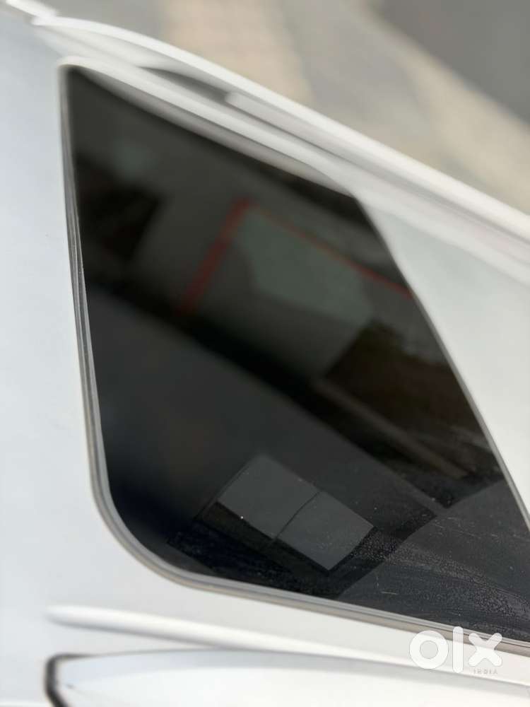 Mahindra Xuv300 W8 Option, 2019, Petrol