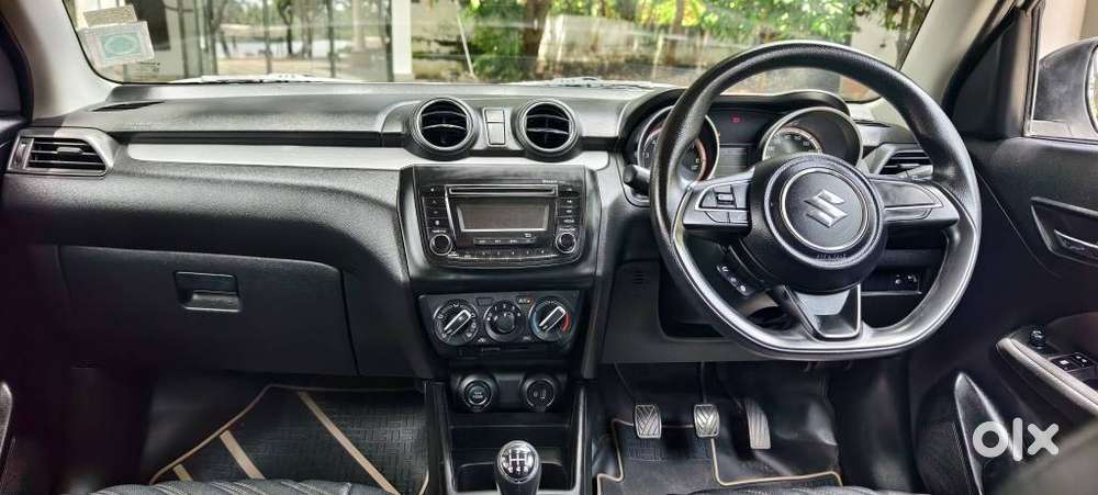 Maruti Suzuki Swift Vxi + Manual, 2020, Petrol