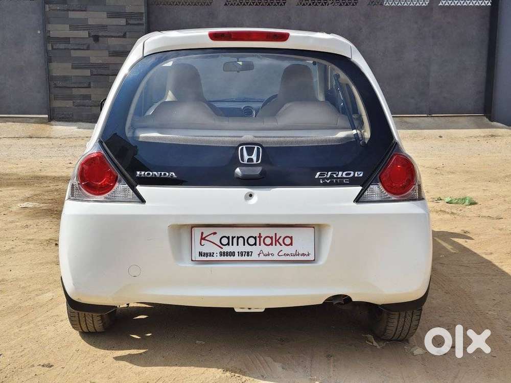 Honda Brio V Mt, 2012, Petrol