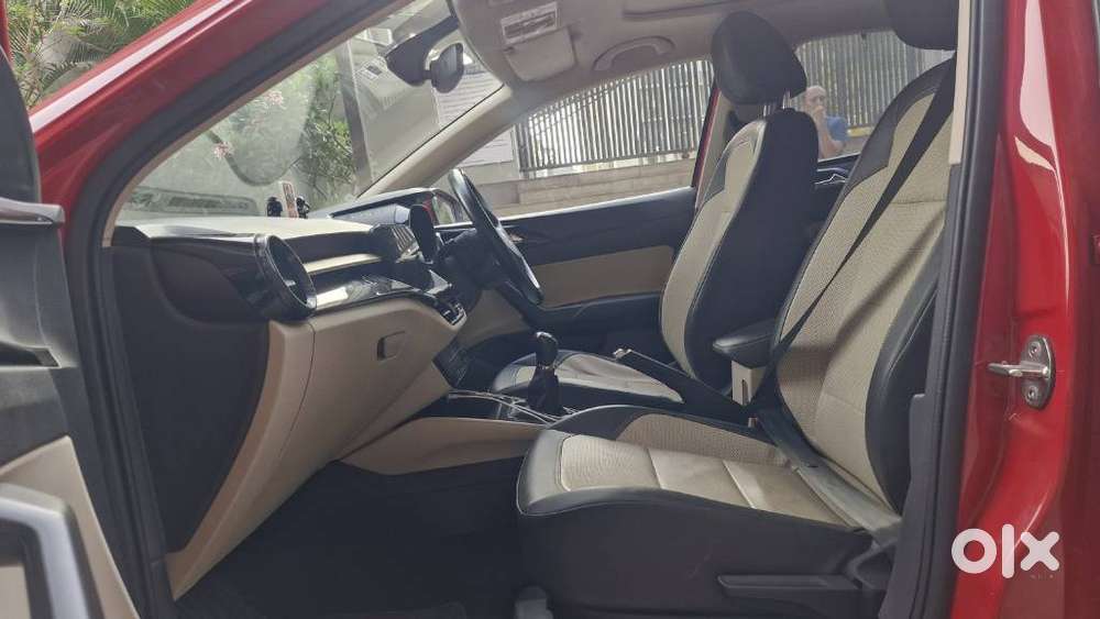 Skoda Slavia 1.0 Tsi Style, 2022, Petrol