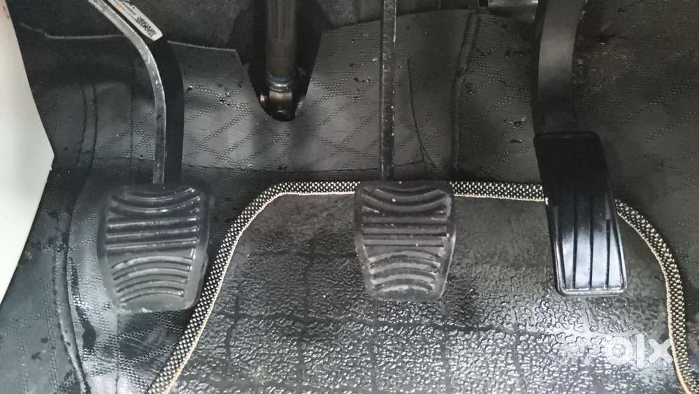 Mahindra Xuv 3xo Ax5 Pm Mt, 2025, Petrol