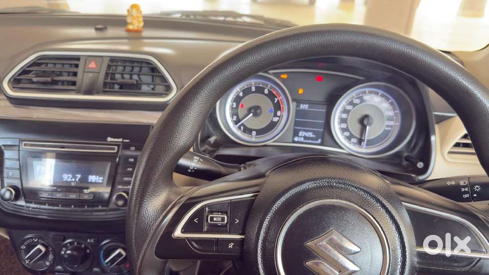 Maruti Suzuki Dzire 1.2 Vxi, 2021, Petrol