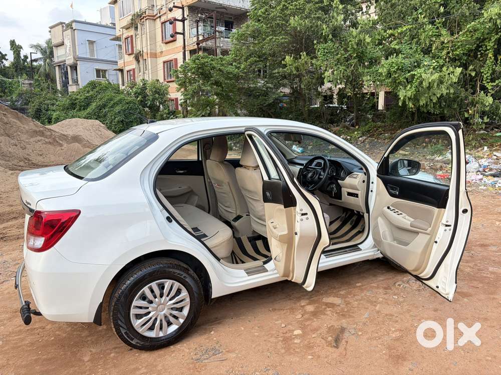 Maruti Suzuki Swift Dzire Vxi Optional, 2023, Petrol
