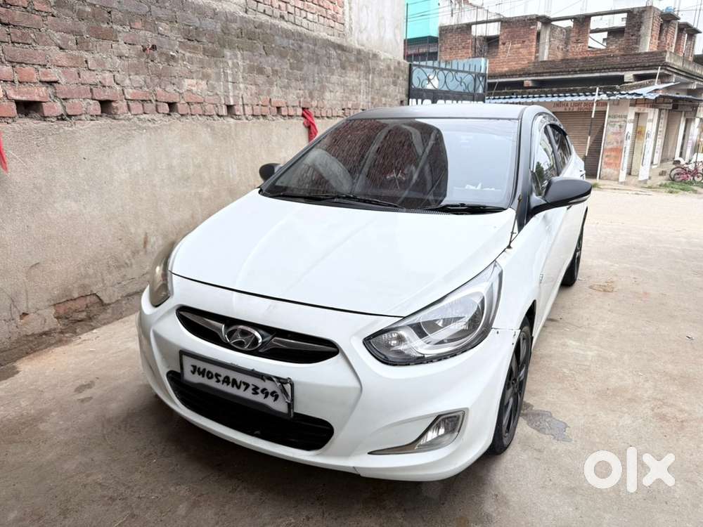 Hyundai Fluidic Verna 2012