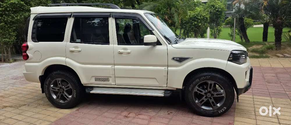 Mahindra Scorpio 2022 Diesel Well Maintained