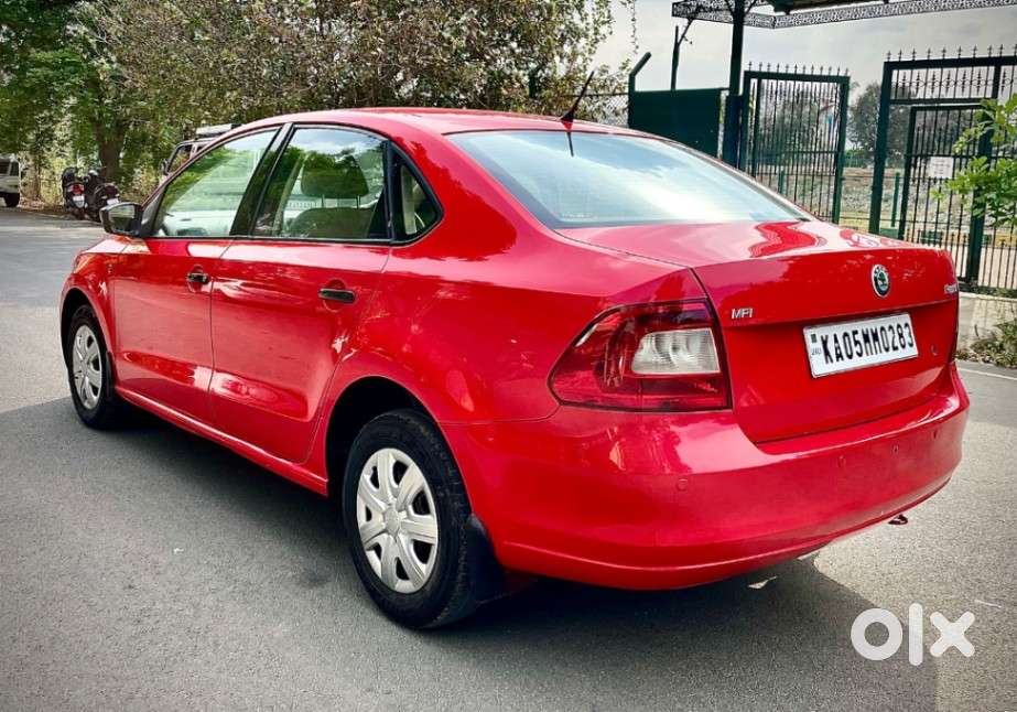 Skoda Rapid 2011-2013 1.6 Mpi Ambition, 2012, Petrol