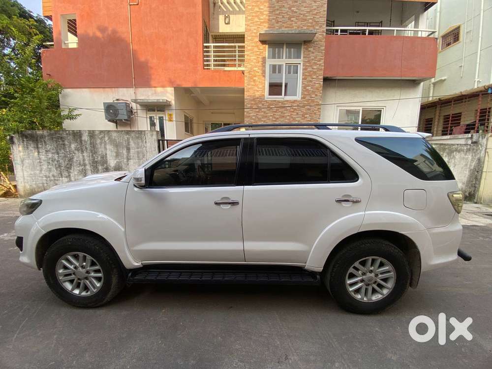 Toyota Fortuner 3.0 4x2 Automatic, 2013, Diesel