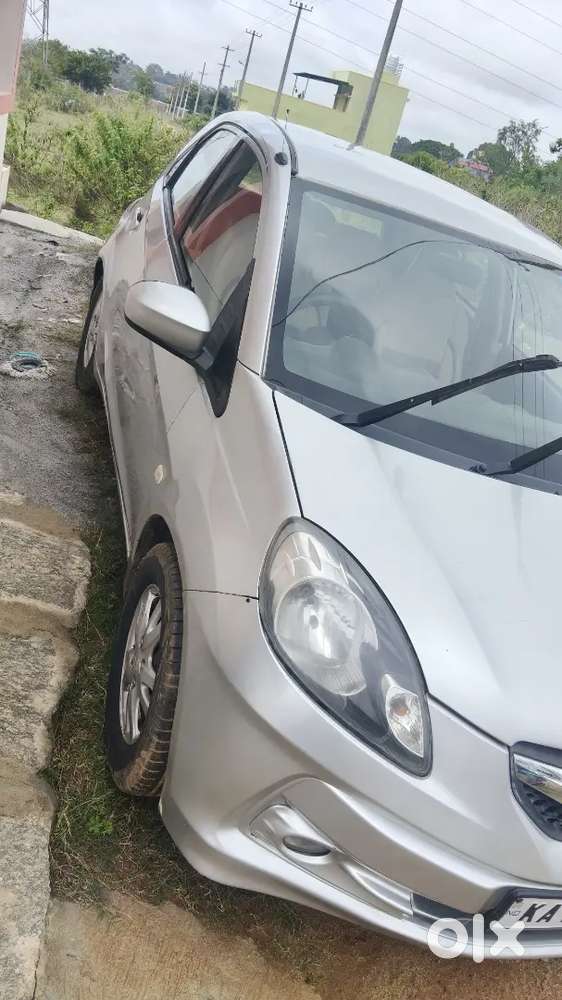 Honda Brio Mt 2011 Petrol And Cng Fitted
