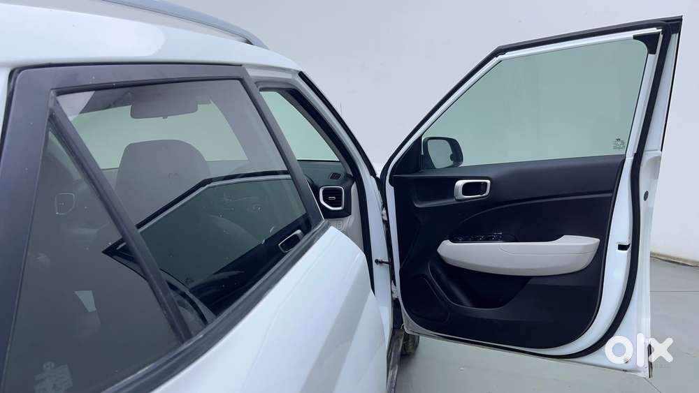 Hyundai Venue 1.2 S (o), 2025, Petrol