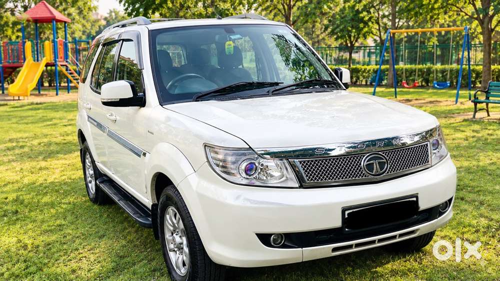 Tata Safari Storme 2017