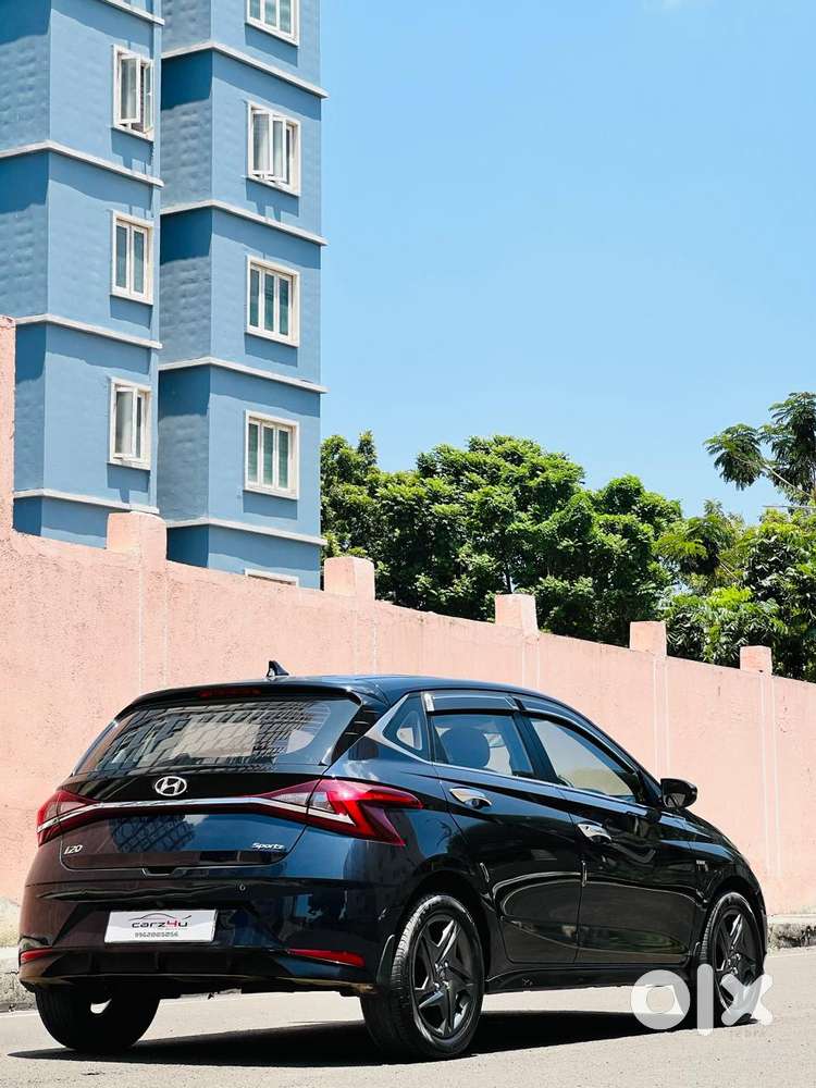 Hyundai I20 Sportz 1.2 Ivt Dual Tone, 2022, Petrol