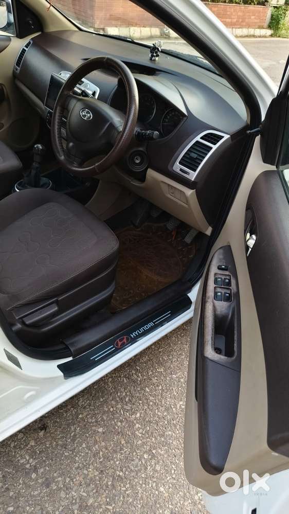 Hyundai I20 Magna Plus, 2010, Petrol