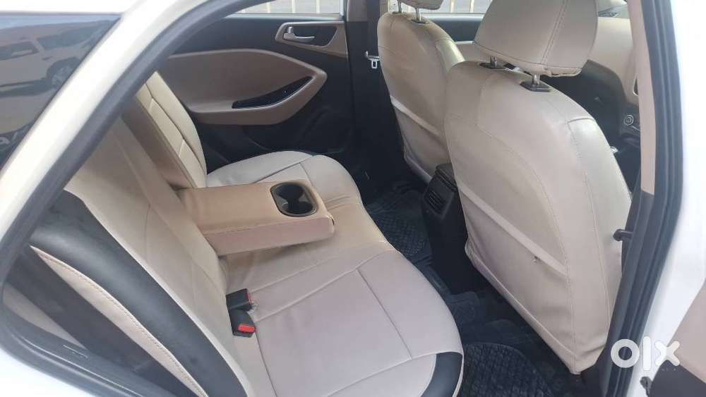 Hyundai I20 Asta (o) 1.2 Mt, 2019, Petrol