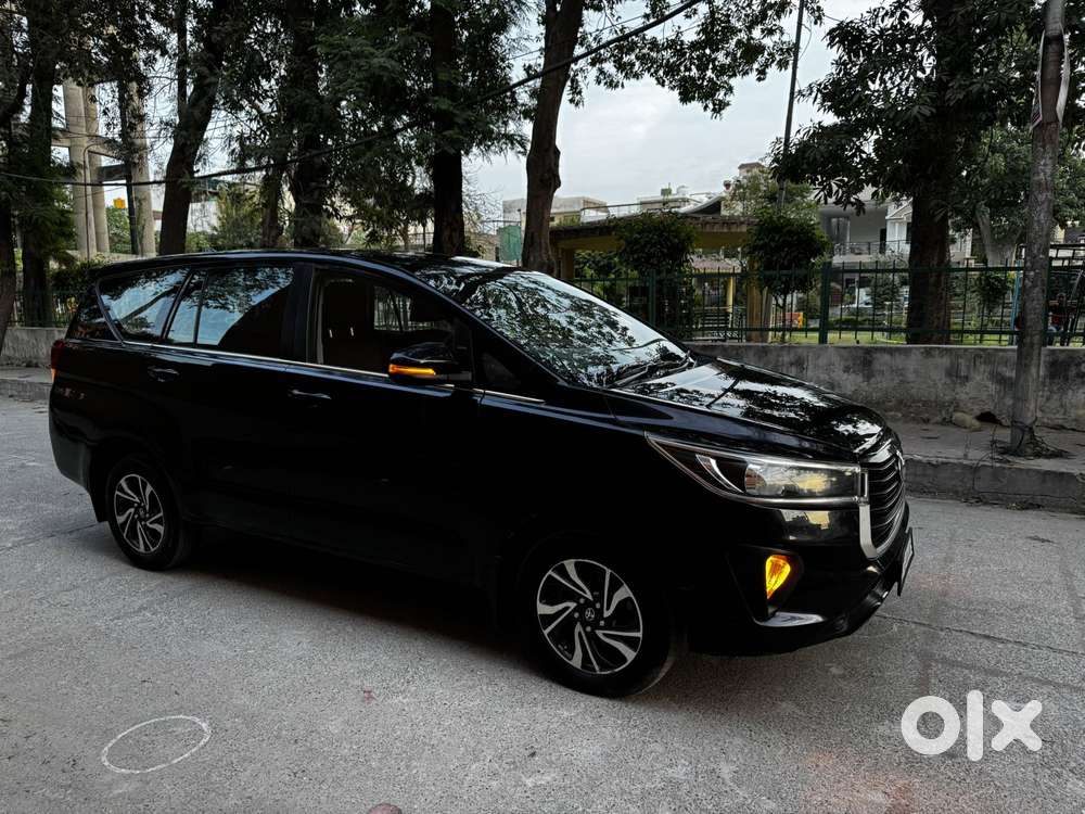 Toyota Innova Crysta 2.4 G Plus Mt 7 Str, 2022, Diesel