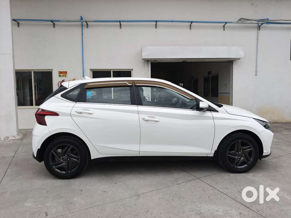 Hyundai I20 Petrol Spotz, 2023, Petrol
