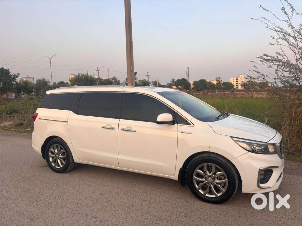 Kia Carnival 2020 Diesel Well Maintained