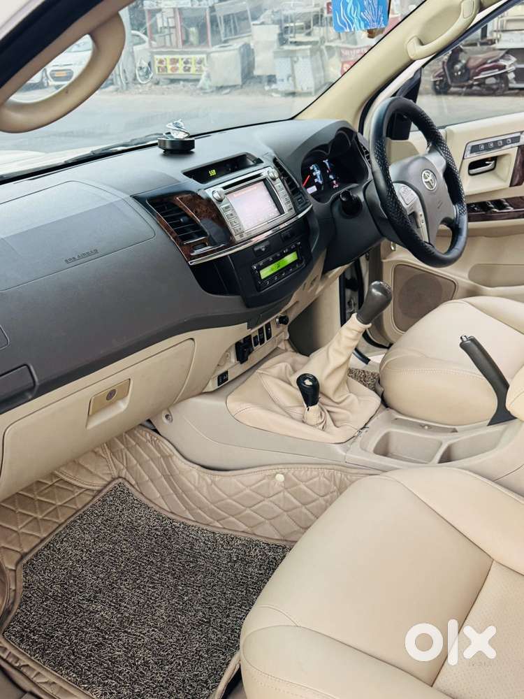 Toyota Fortuner 3.0 4x4 Manual, 2013, Diesel