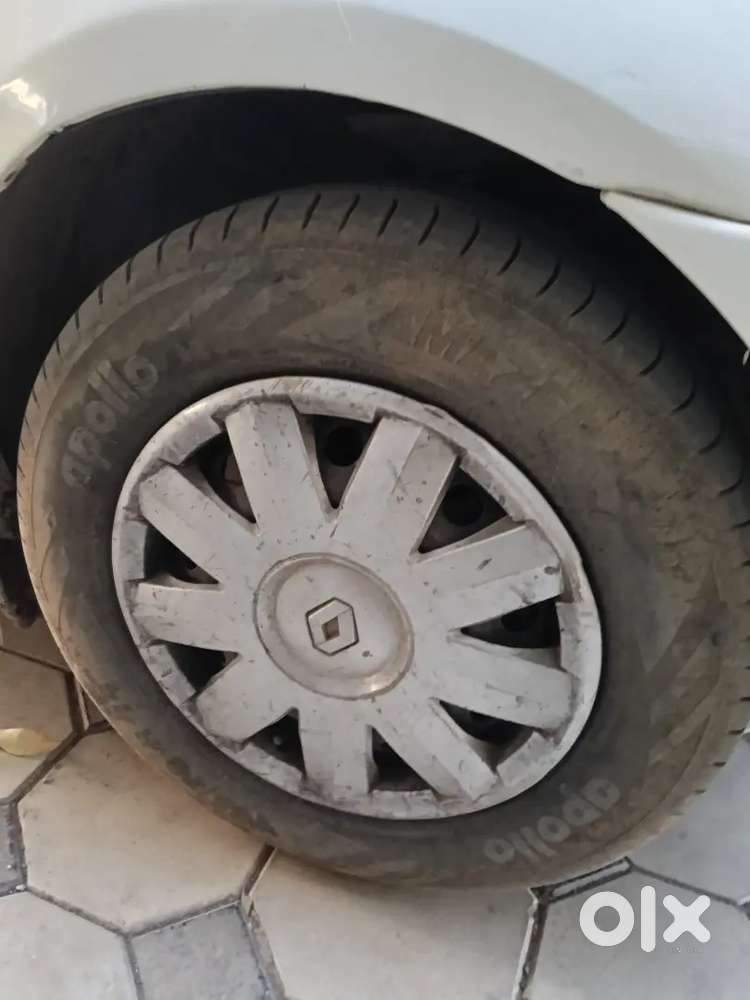 Mahindra E Verito 2012