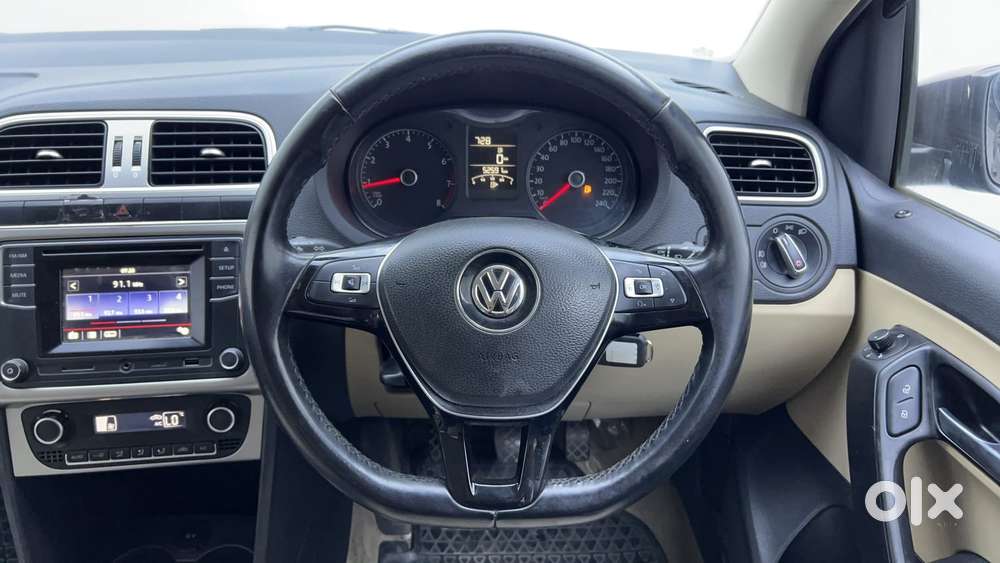 Volkswagen Polo 2009-2013 Petrol Highline 1.2l, 2017, Petrol