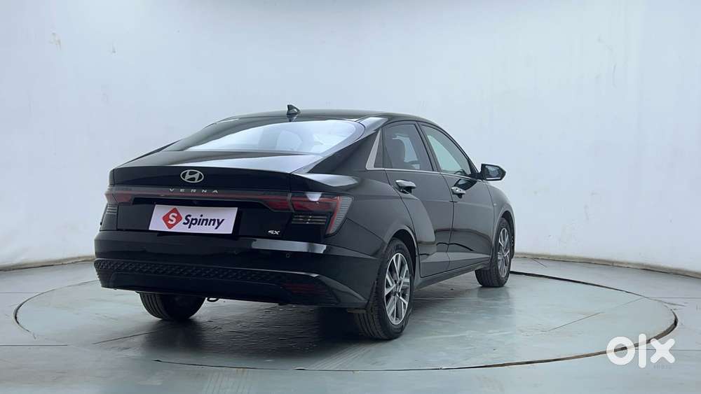 Hyundai Verna 1.5 Sx (o) Vtvt Ivt, 2023, Petrol