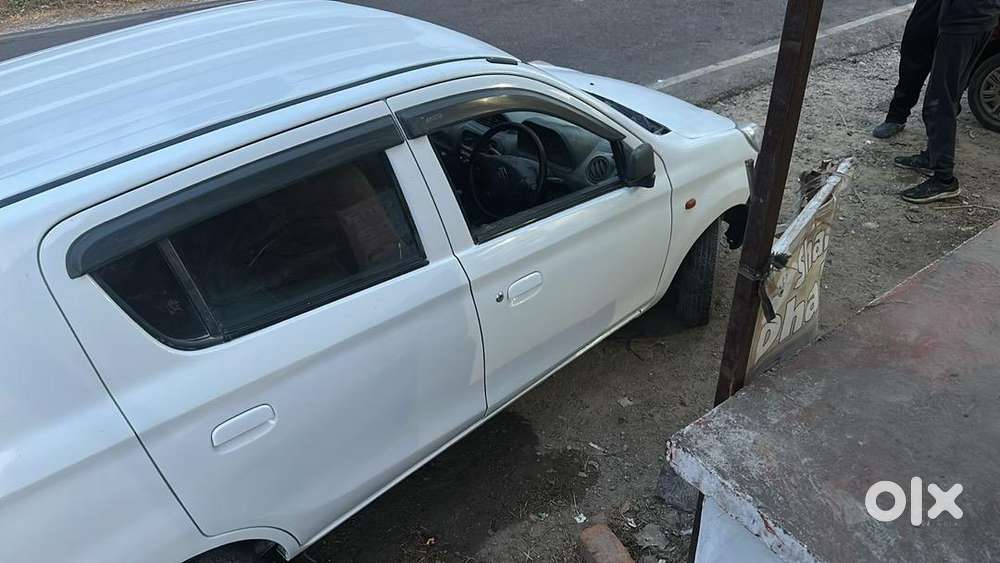 Maruti Suzuki Alto 800 2013 Petrol Well Maintained