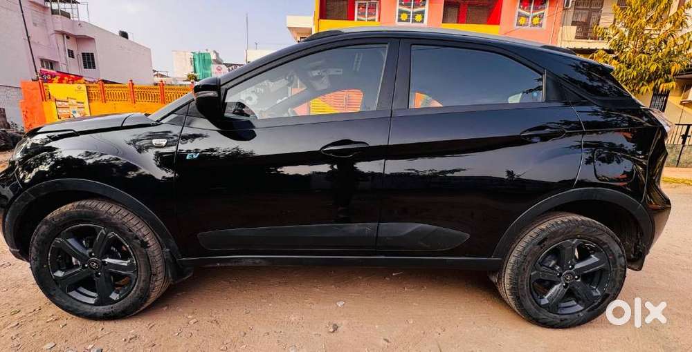 Tata Nexon Ev Xz Plus Lux Dark Edition, 2022, Electric