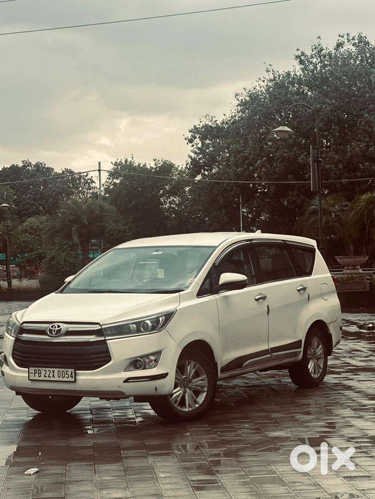 Toyota Innova Crysta 2017 Diesel Good Condition