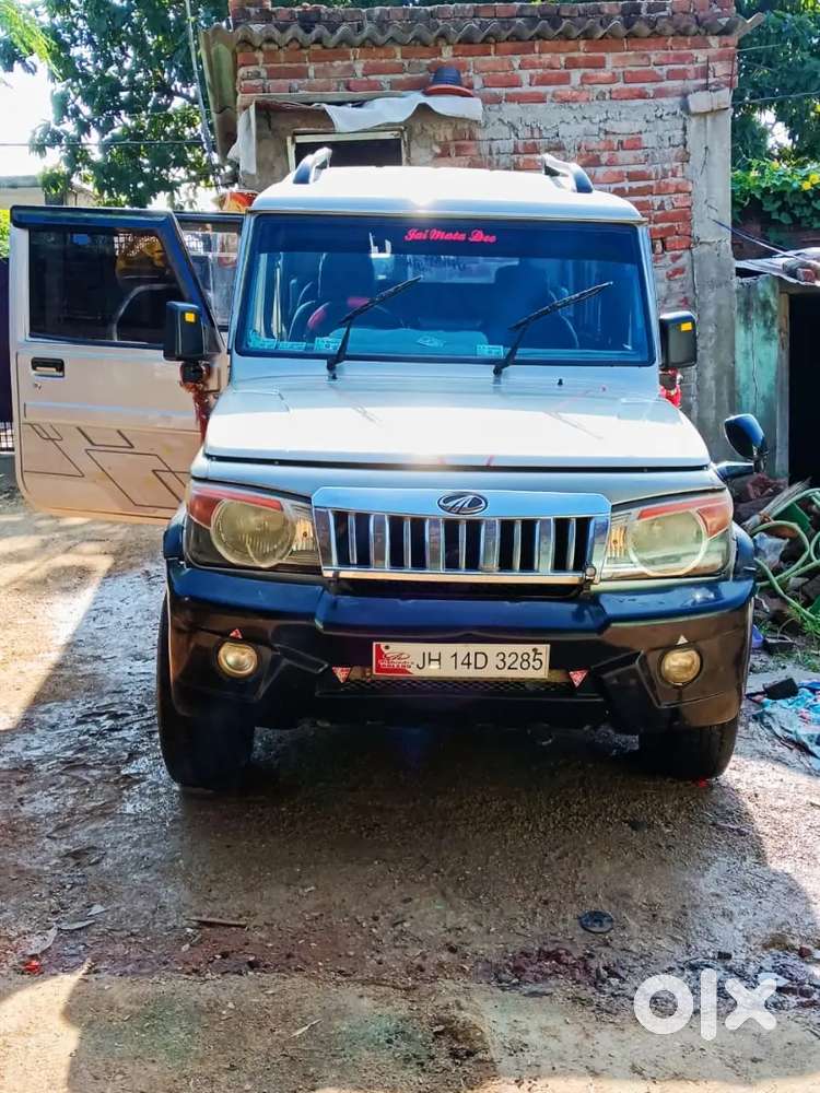 Mahindra Bolero 2015 Diesel Automatic 120000 Km