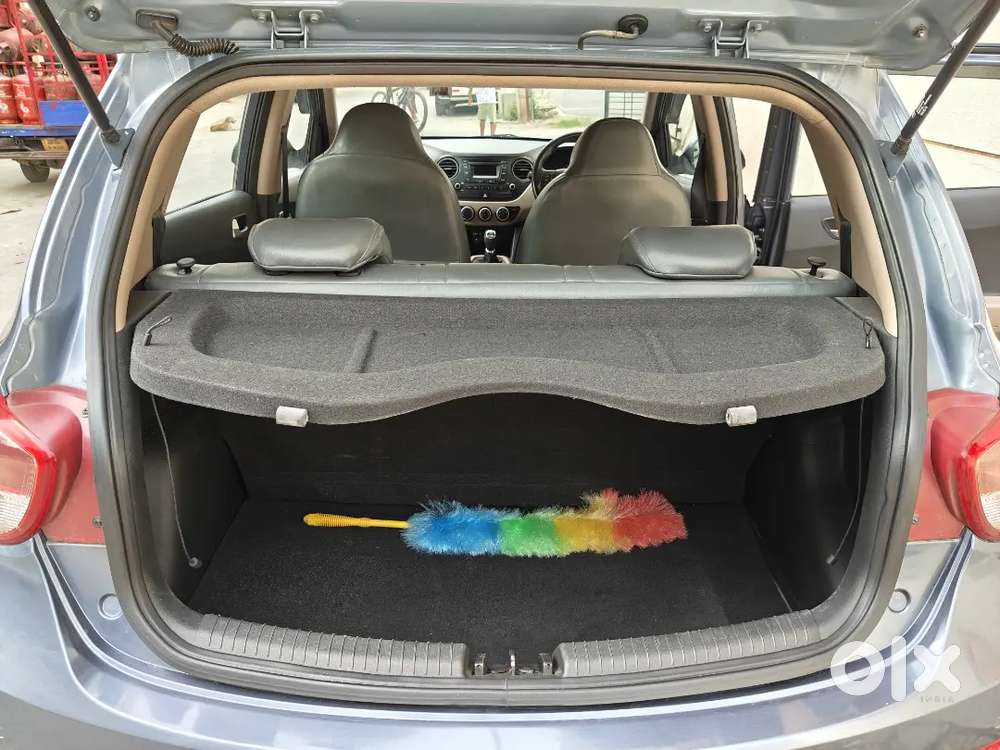 2014 Hyundai Grand I10 Asta (o)  28,000 Km Driven Family Maintained