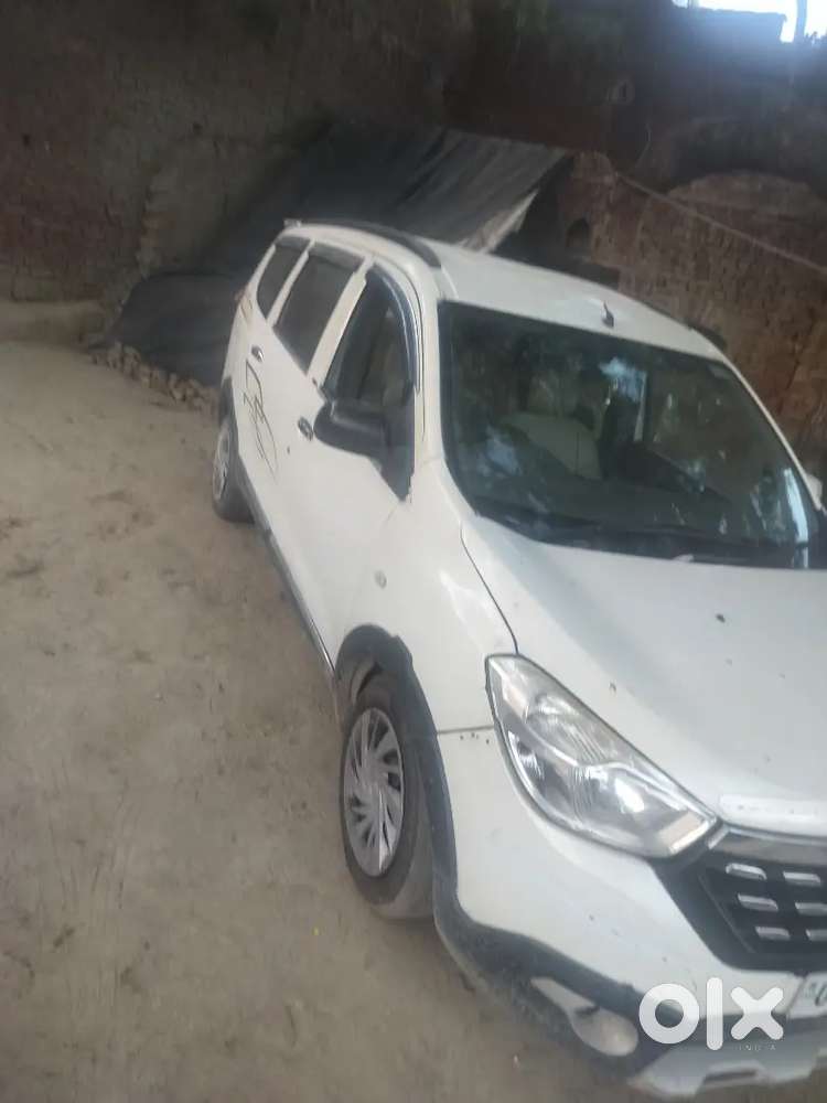 Renault Lodgy 2017 Diesel 141000 Km Driven