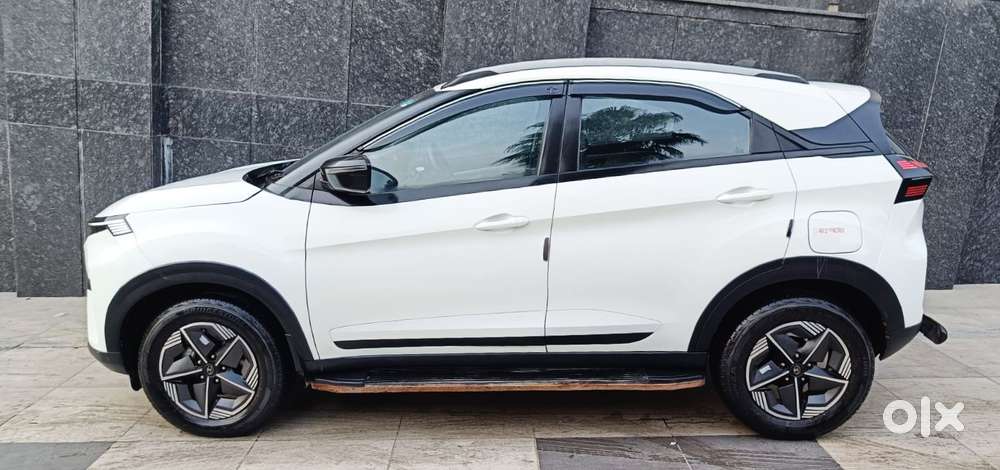 Tata Nexon Creative 1.2 Revotron Petrol 6 Amt, 2023, Petrol