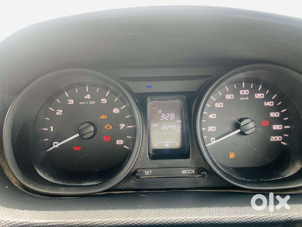 Tata Tiago 1.2 Revotron Xt (o), 2016, Petrol